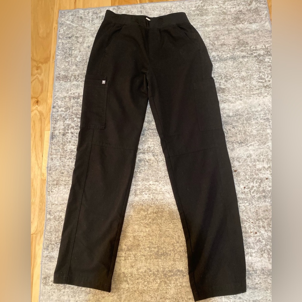 FIGS Cario Black Scrub Pants